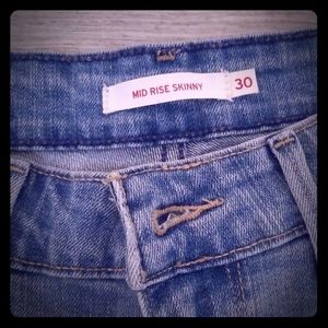 Levi's mid rise skinny